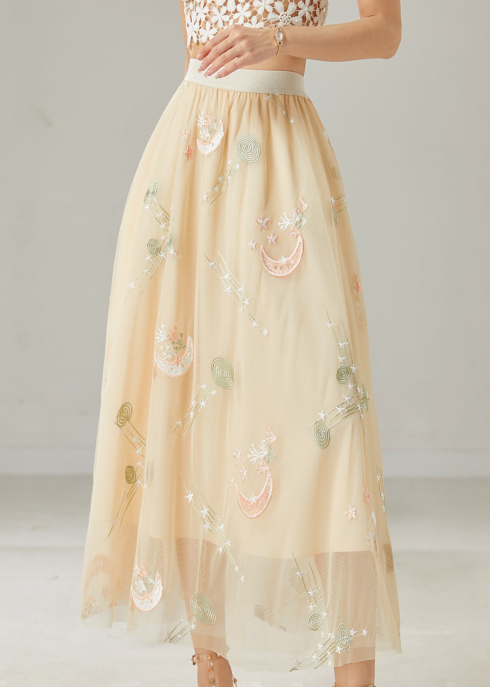 Gracefully Styled Garment for Any Occasion