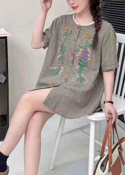 Effortlessly Elegant Blouse with a Timeless Design