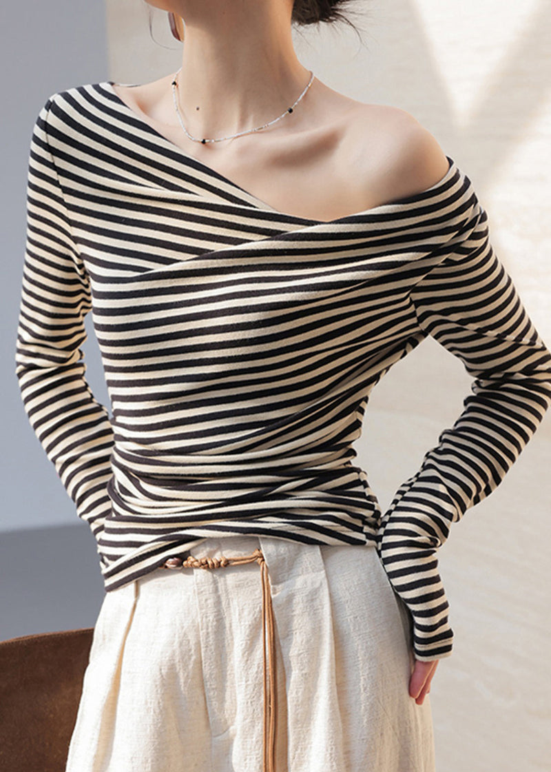 Effortlessly Elegant Shirt with a Timeless Design