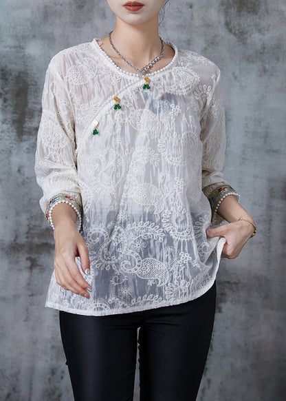Classic Vintage Shirt with a Flattering Fit