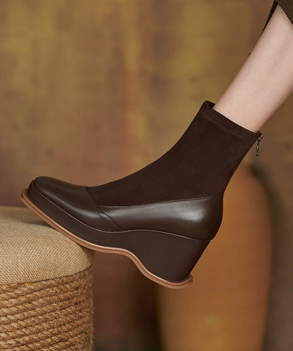 Graceful Orthopedic Boots for Modern Look