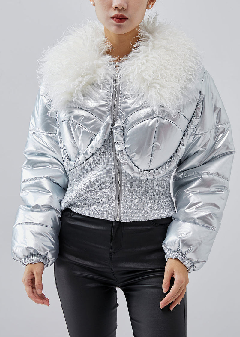 Effortlessly Elegant Jacket with a Timeless Design