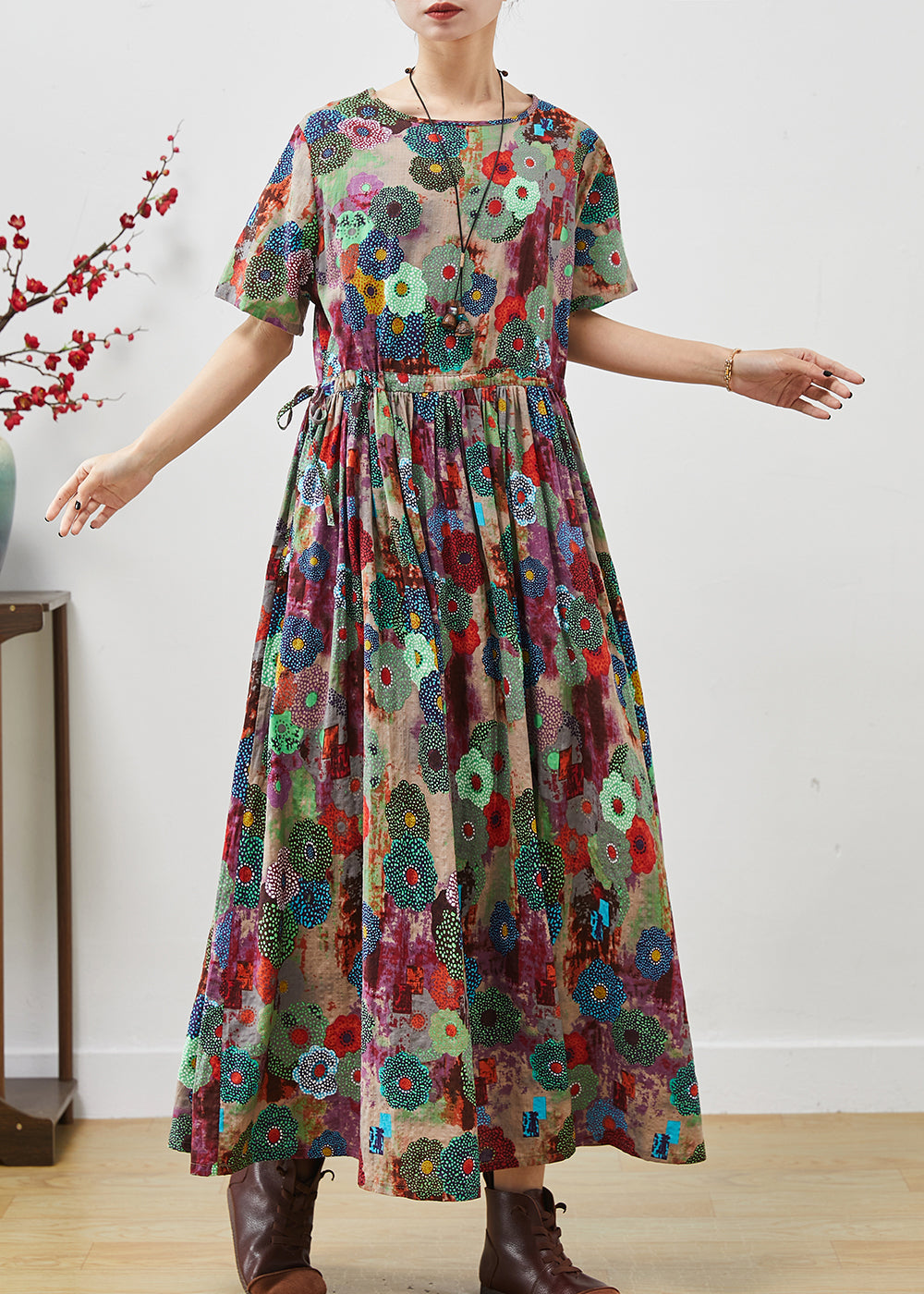 Sophisticated Dress with a Clean Classic Look