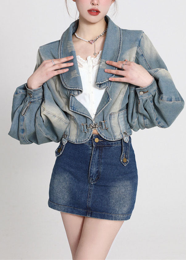 Gracefully Styled Coat for Any Occasion