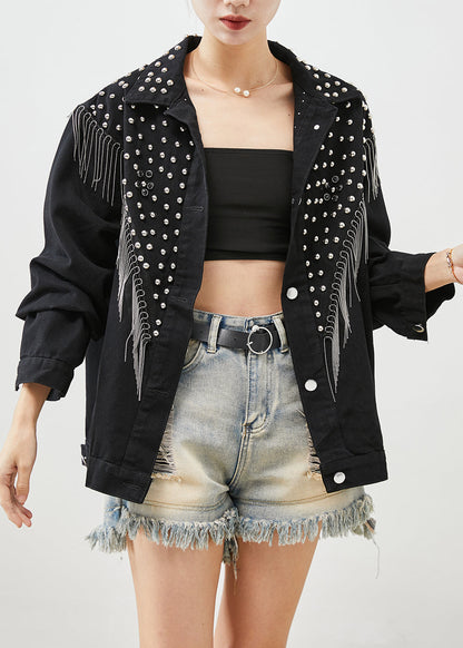 Well Tailored Jacket with a Graceful Silhouette