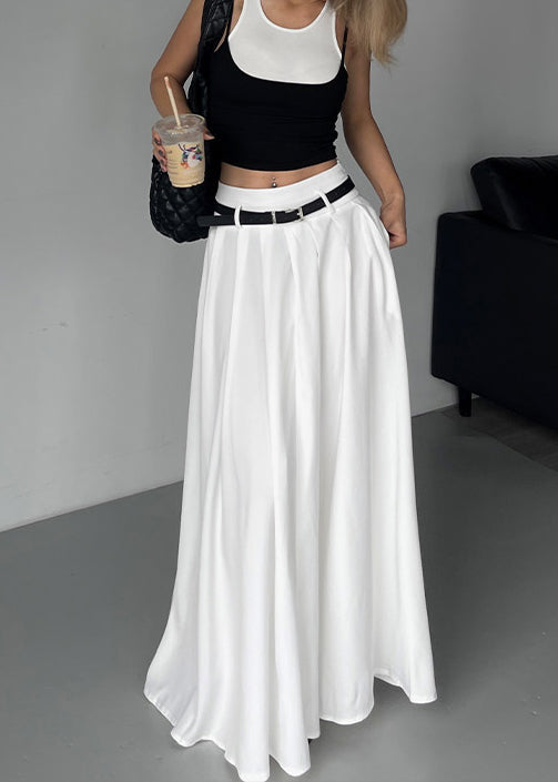 Sophisticated Garment with a Clean Classic Look