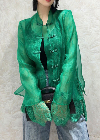 A Vintage Style Shirt with Delicate Timeless Details