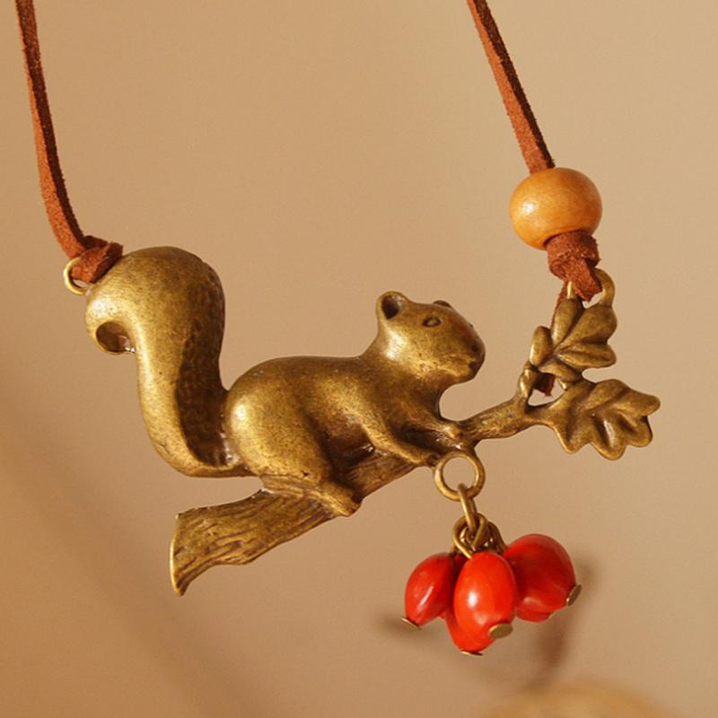 Romantic Chain for Special Moments