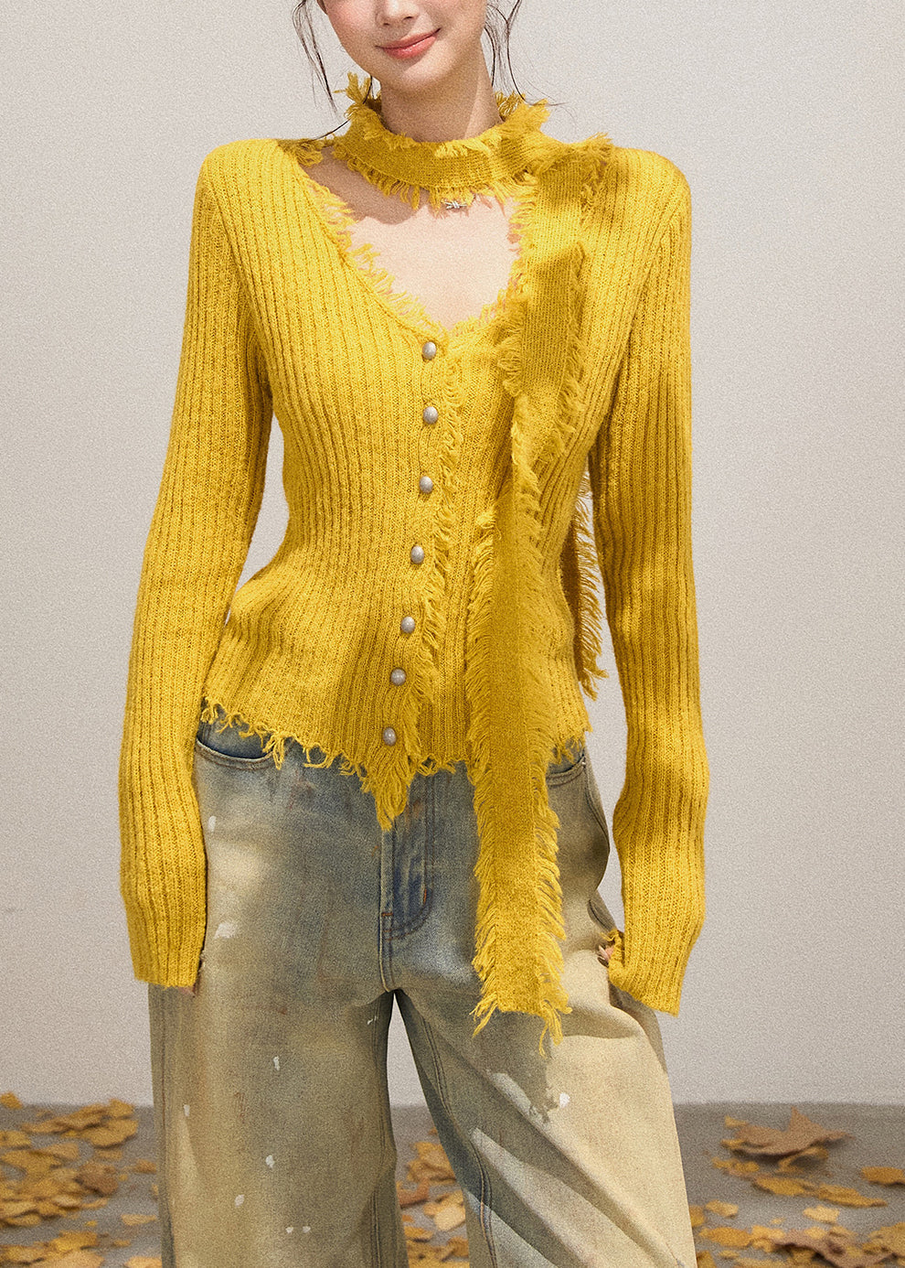 Well Tailored Top with a Graceful Silhouette