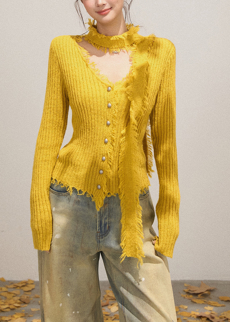 Well Tailored Top with a Graceful Silhouette