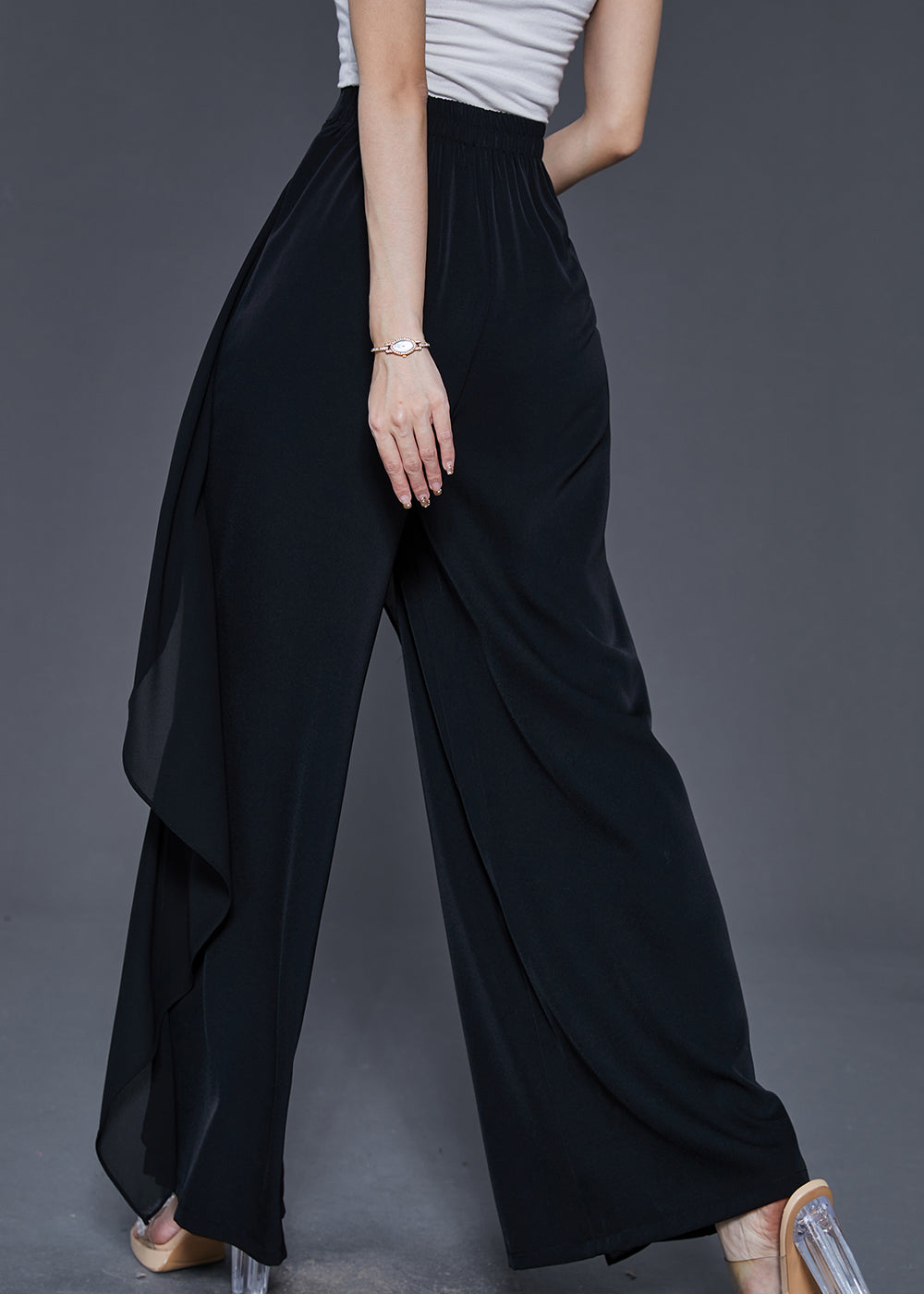 Elegantly Styled Pants for Everyday Wear