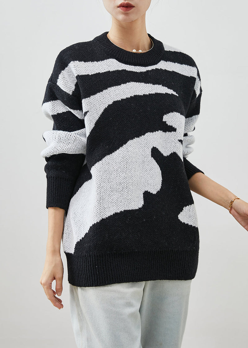 Gracefully Styled Top for Any Occasion