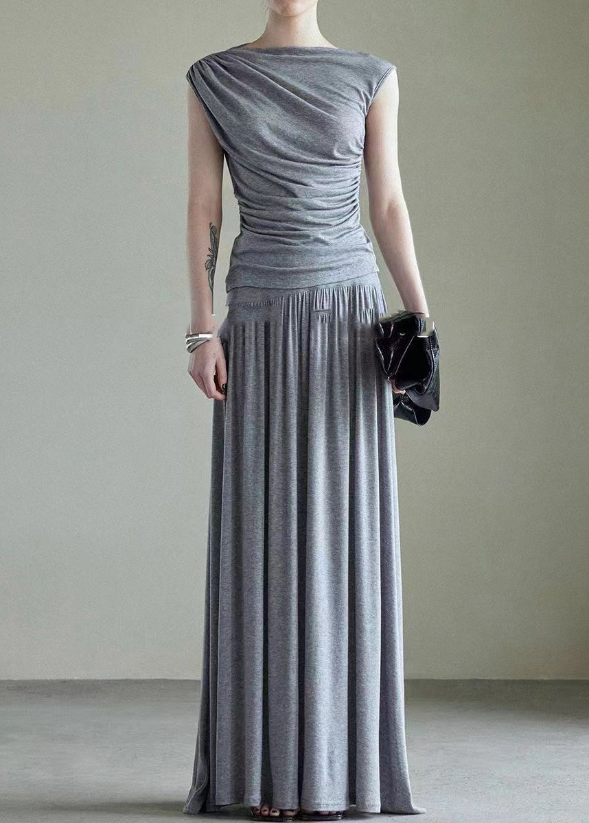 Well Tailored Garment with a Graceful Silhouette