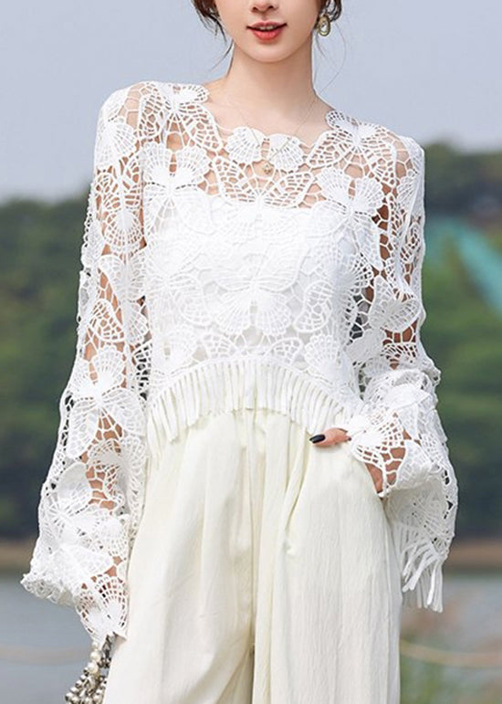 Effortlessly Elegant Top with a Timeless Design