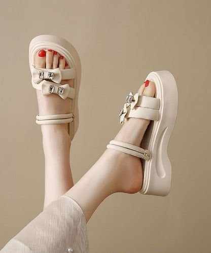 Graceful Orthopedic Sandals for Modern Look