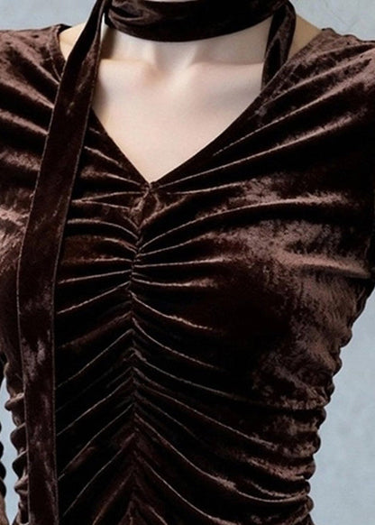 Beautifully Finished Top in a Timeless Design