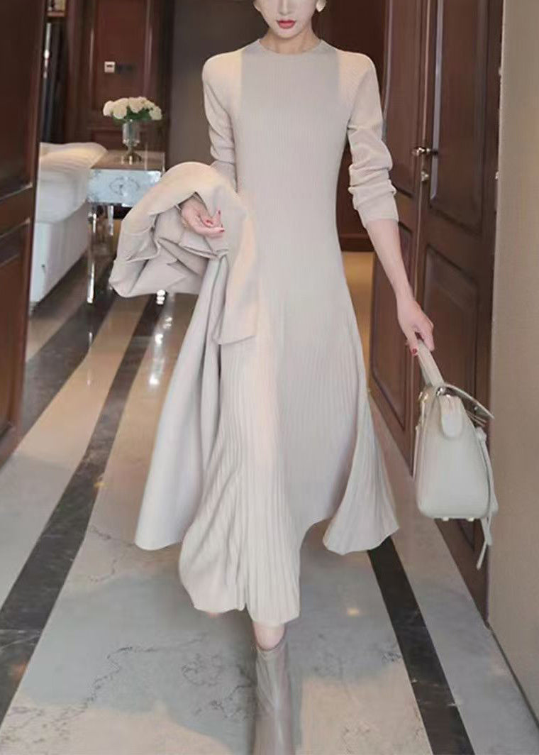 Classic Vintage Sweater with a Flattering Fit