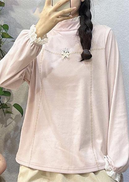 Well Tailored Top with a Graceful Silhouette