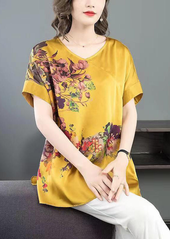A Vintage Style Shirt with Delicate Timeless Details
