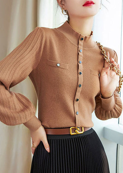 Effortlessly Elegant Top with a Timeless Design