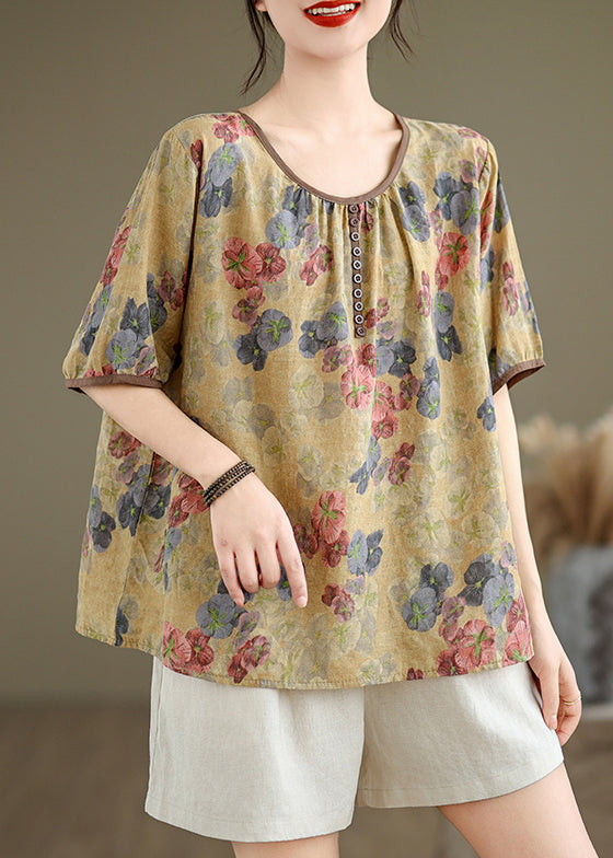 Classic Vintage Shirt with a Flattering Fit