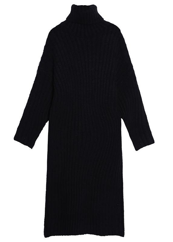 Well Tailored Sweater with a Graceful Silhouette