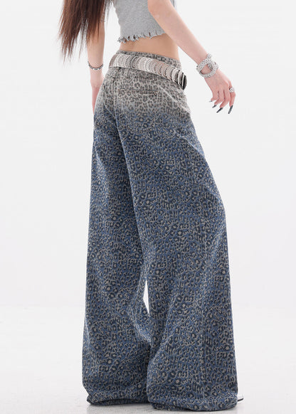 Well Tailored Pants with a Graceful Silhouette