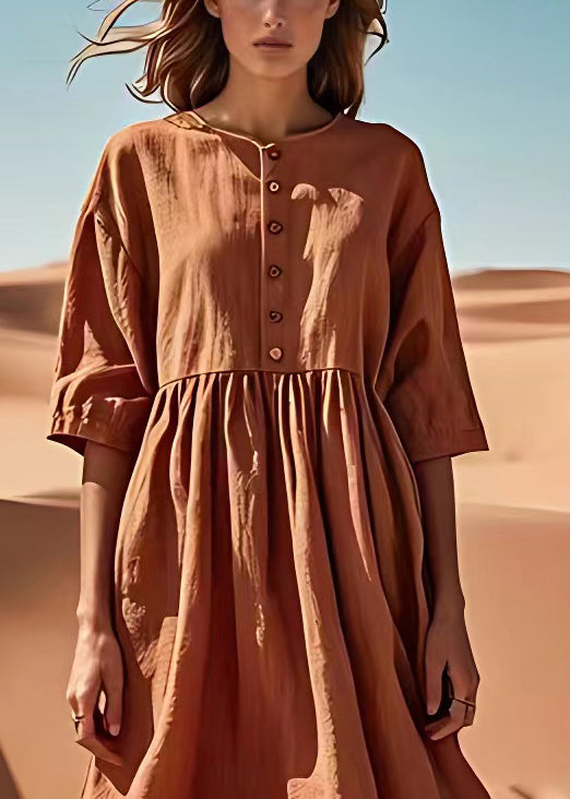 Beautifully Finished Dress in a Timeless Design