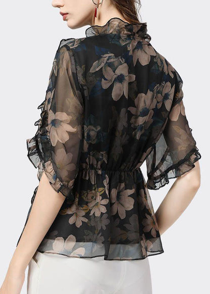 Beautifully Finished Blouse in a Timeless Design