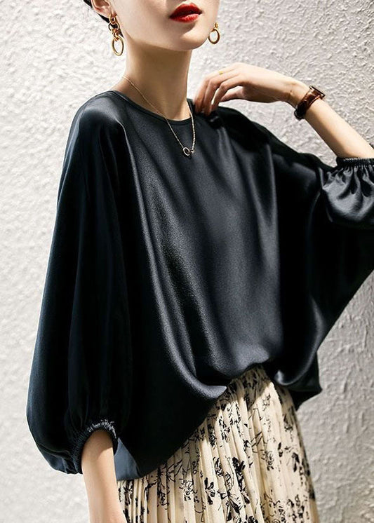 Beautifully Finished Blouse in a Timeless Design