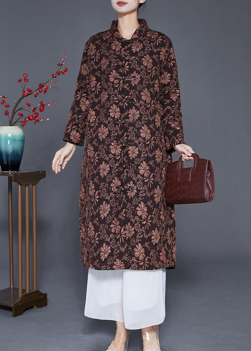 Beautifully Finished Coat in a Timeless Design