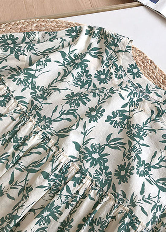 Beautifully Finished Blouse in a Timeless Design