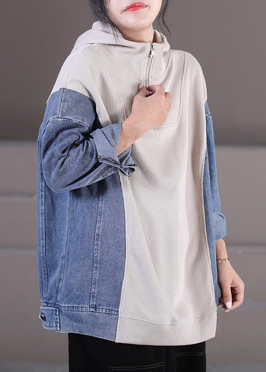 Effortlessly Elegant Top with a Timeless Design