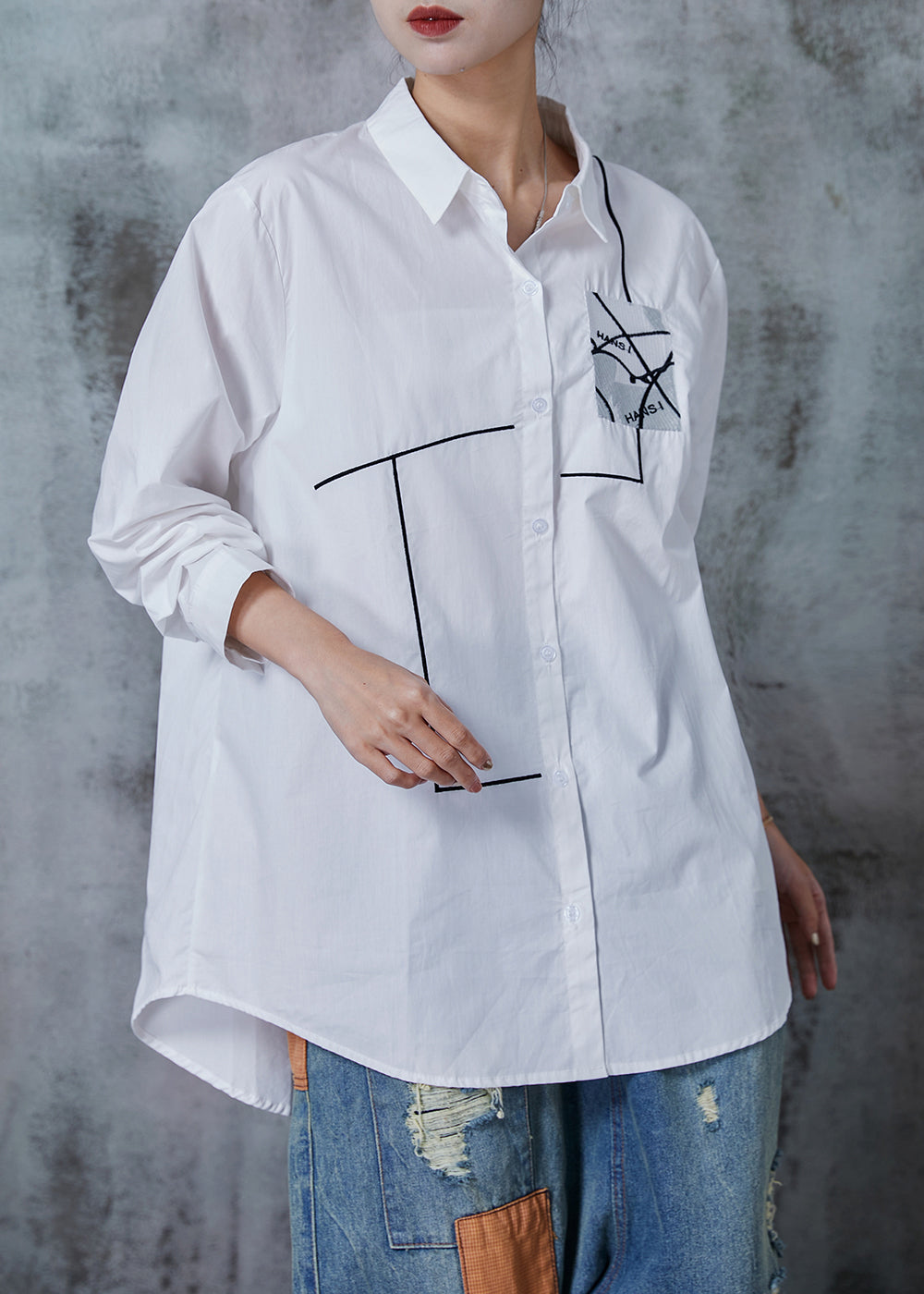 Well Tailored Shirt with a Graceful Silhouette