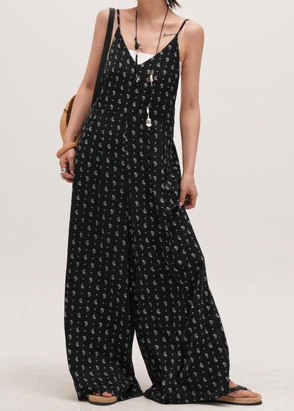 Sophisticated Garment with a Clean Classic Look