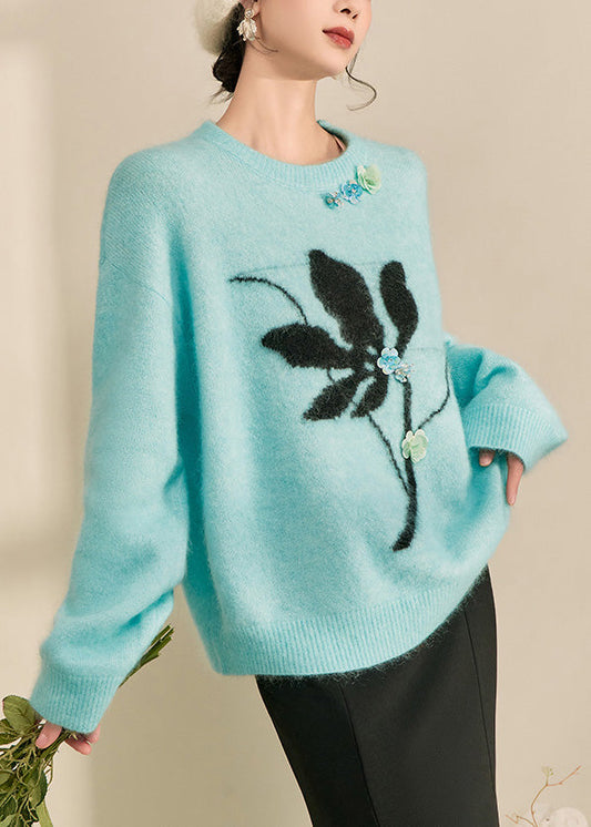 Beautifully Finished Sweater in a Timeless Design