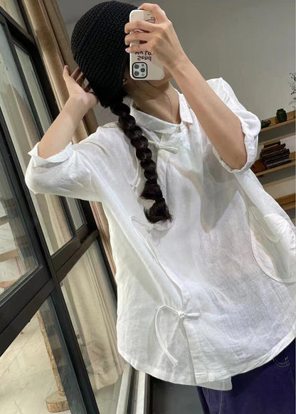 Classic Vintage Shirt with a Flattering Fit