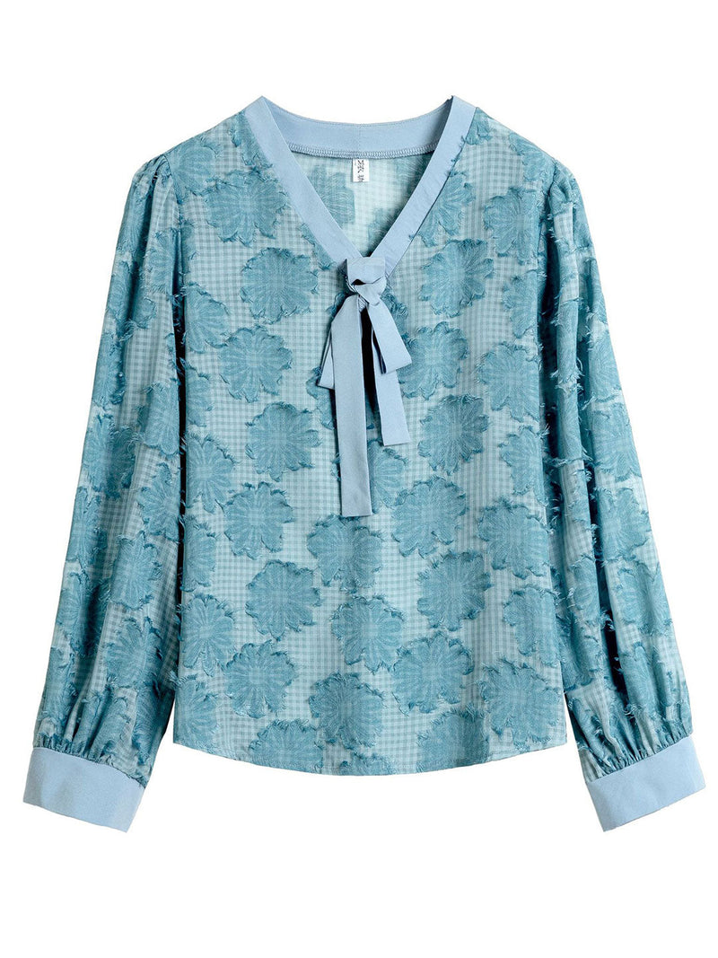 Well Tailored Shirt with a Graceful Silhouette