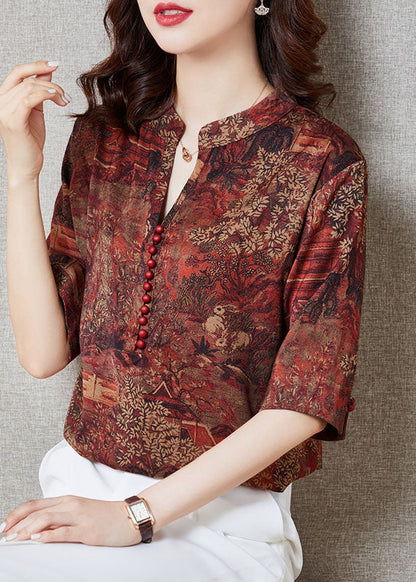 Effortlessly Elegant Top with a Timeless Design