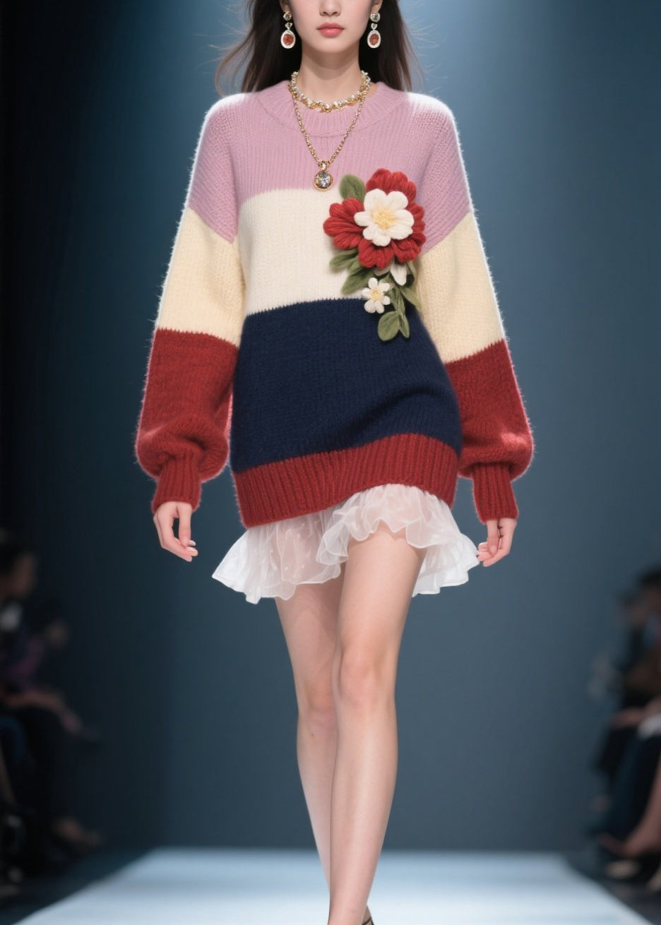 Well Tailored Sweater with a Graceful Silhouette
