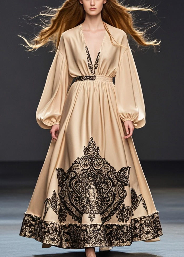 Beautifully Crafted Dress in a Classic Style