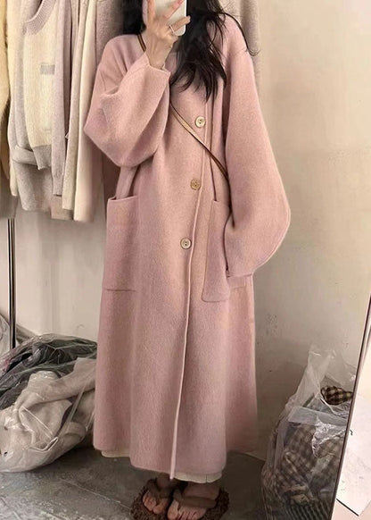 Gracefully Styled Coat for Any Occasion