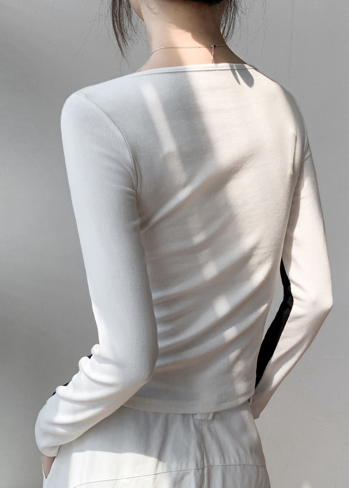 Classic Vintage Shirt with a Flattering Fit