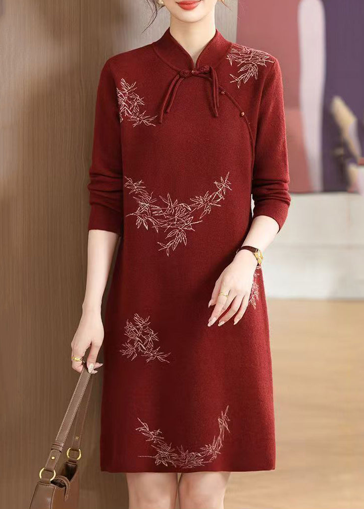 Classic Vintage Sweater with a Flattering Fit