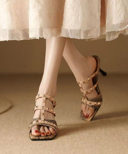 Graceful Orthopedic Sandals for Modern Look
