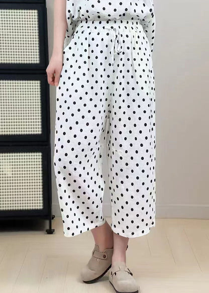 Well Tailored Pants with a Graceful Silhouette