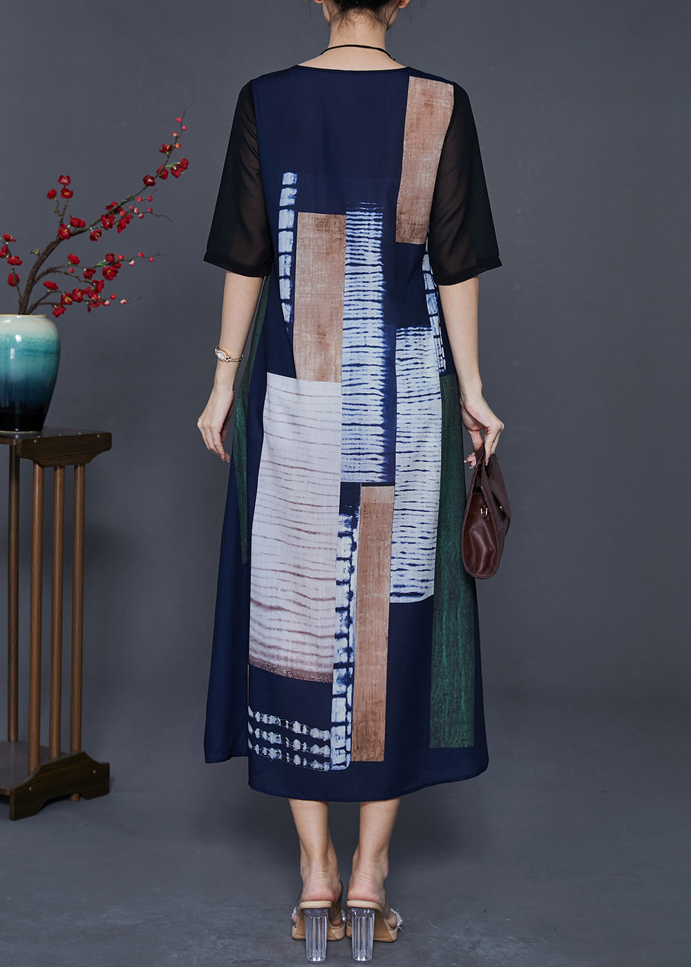 Sophisticated Dress with a Clean Classic Look
