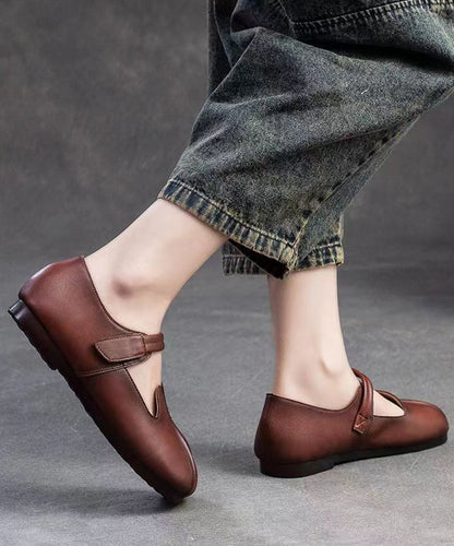 Chic Orthopedic Flats with Unique Design