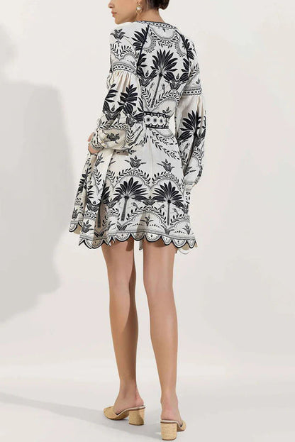 Sophisticated Dress with a Clean Classic Look