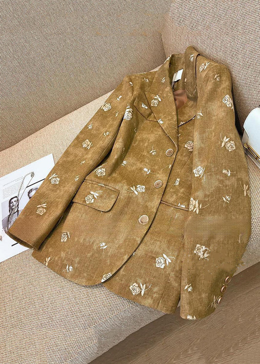 Sophisticated Coat with a Clean Classic Look